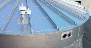 Gennemgang og verifikation af designberegninger for lagertank/silo i henhold til Eurocode og standard EN 14015.